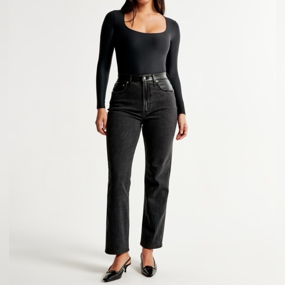 Women’s Abercrombie&Fitch Love Ultra High Rise faux leather & Jean pants size 28 - Picture 1 of 14